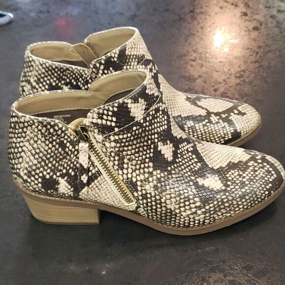 Time n tru shoes - Picture 1 of 5